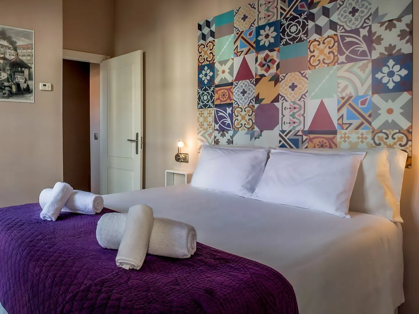 Descubrehome Plaza De Las Moravias Sevilla